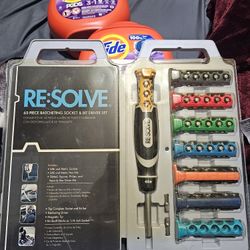 Resolve 65 PIECE RATCHETING SOCKET AND BIT DRIVER SET