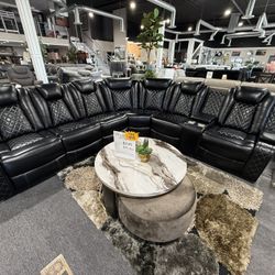 Power Recliner Sectional 