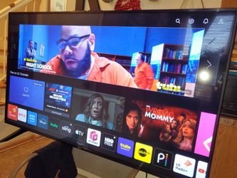 70' lg smart tv streaming apps 4k basically new.  Great quality pic no scratch come with original remote