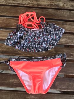 LiMiTeD Too girls bikini with ruffle top and strap detail