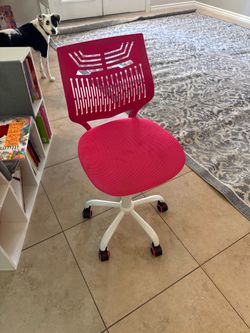 Kids desk chair