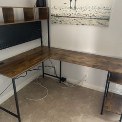 Corner Desk