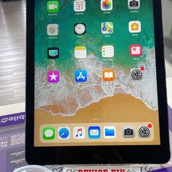 Great Condition IPad Air Unlocked (9.7 inch screen), Ready For Use, Comes With Charging Cable