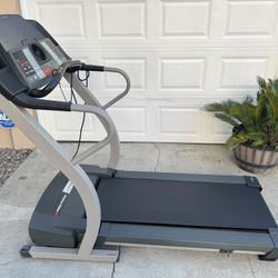 Treadmill 