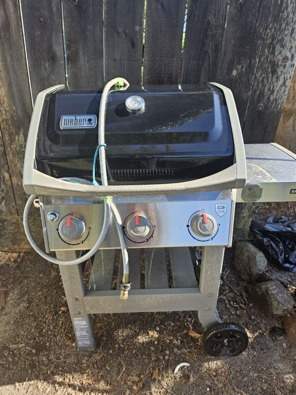 Gas Powered BBQ Grill