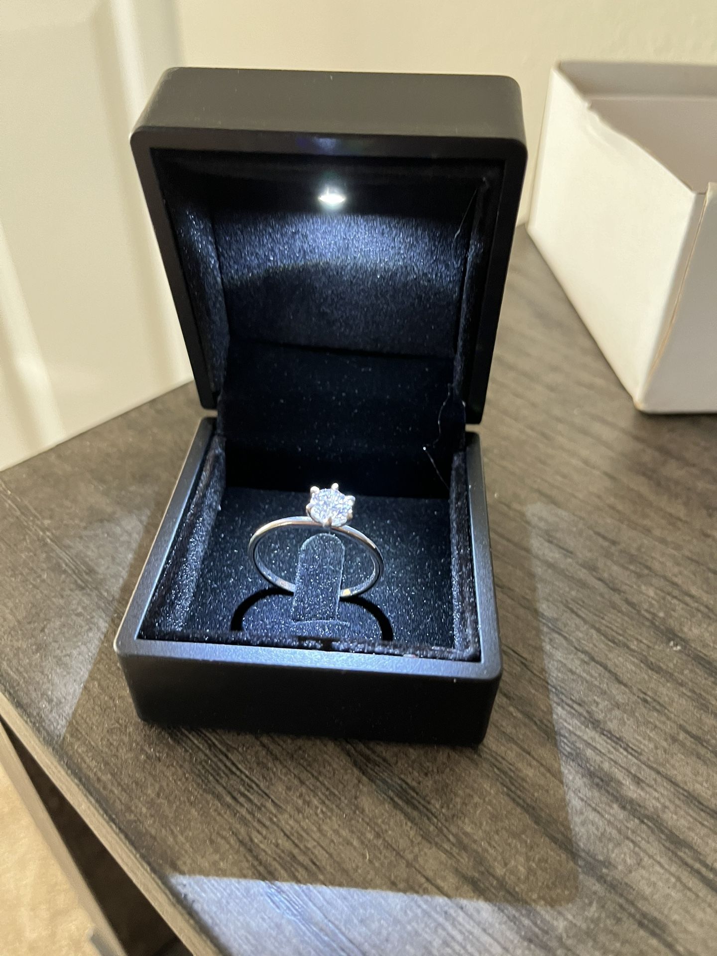 6 Prong Round Engagement Ring