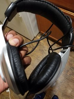 Samson hp30 headphones