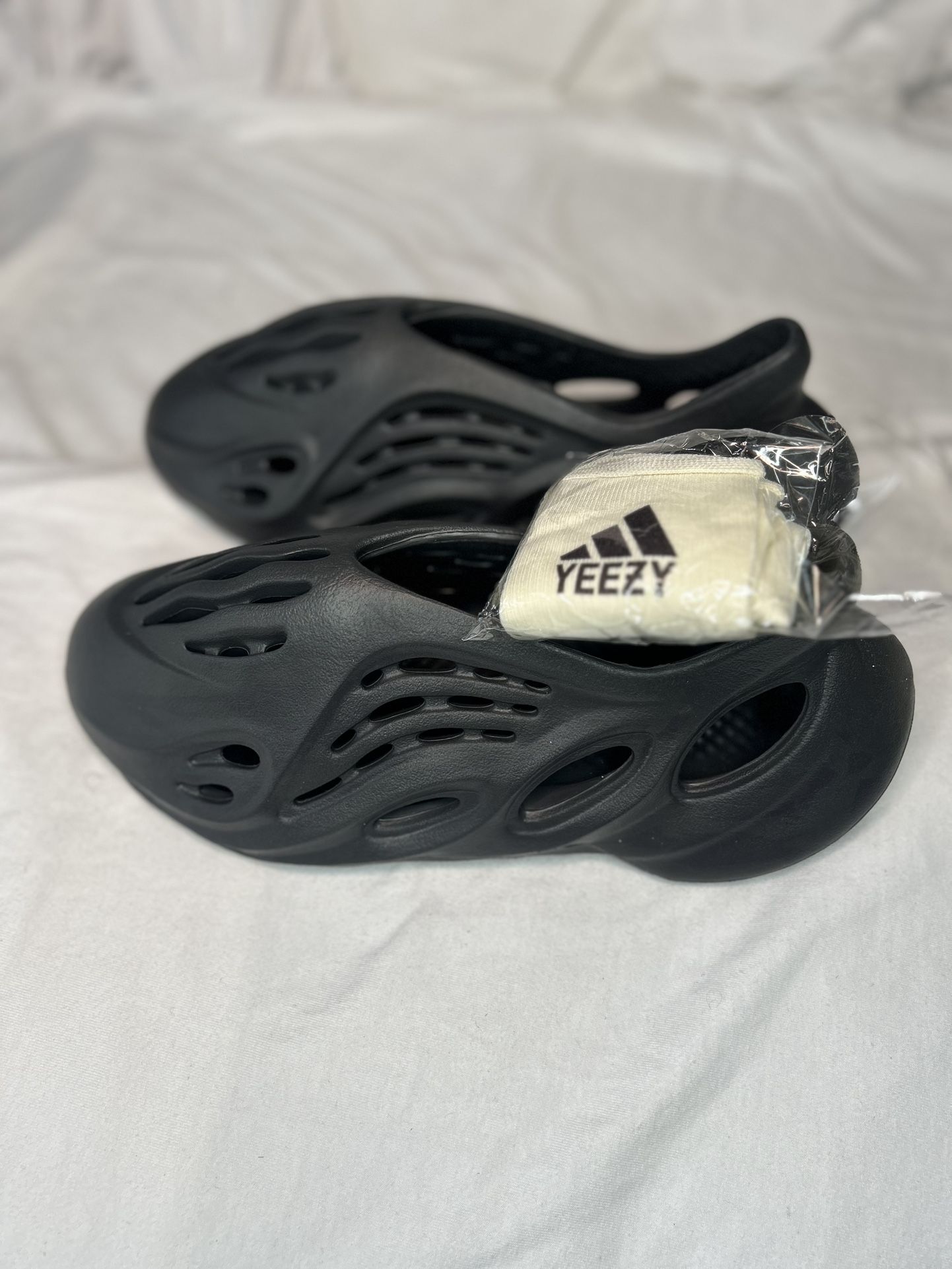 Yeezy Foam Runners Men’s Size 10