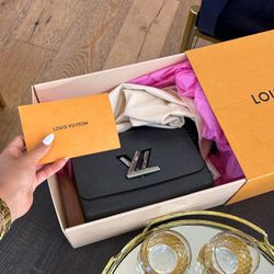 Luis Vuitton Twist MM