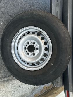 LT 245/76/16 TIRE