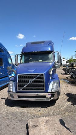 2017 Volvo 670