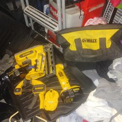 DeWalt Tools And 3 Bag Set 