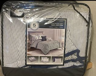 GUC 5 pc comforter set