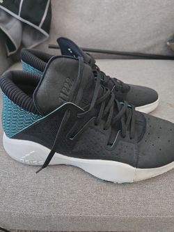 Men's Adidas shoes size 11