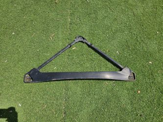 Strut bar