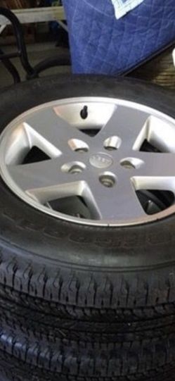 Jeep rims, NO TIRE ONLY RIM