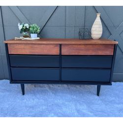 Stunning MCM Dresser by Harmony House
