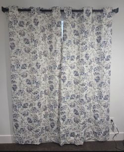 Floral Print Curtain and Curtain Rod