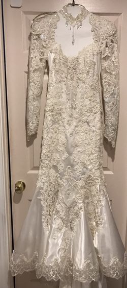 Mermaid wedding dress by eve of milady size 6