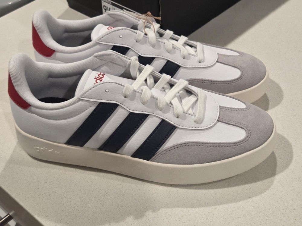 Mens Adidas Shoes 9.5