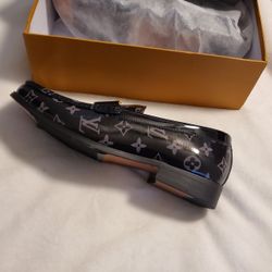 LV Man Shoes 
