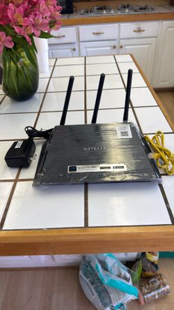 Netgear Nighthawk AC1750 WiFi Router