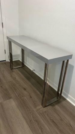 Acrylic Table