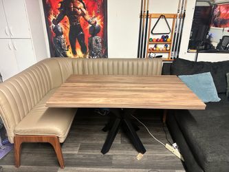 Leather L seat with table