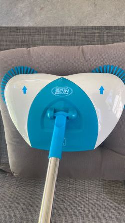 Hurricane Spin Broom