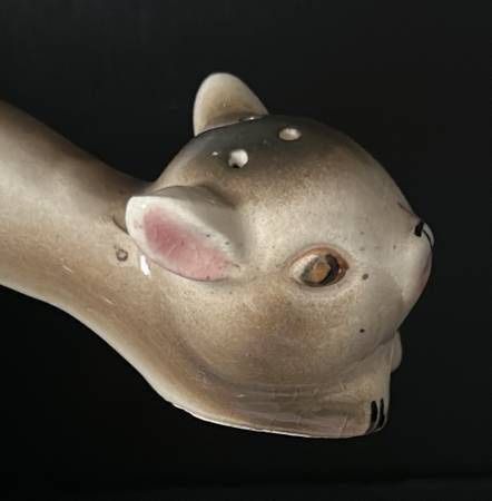 Vintage Long Boy Squirrel Figurine Single Pepper Shaker Collectible Porcelain Sonsco Japan