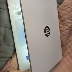 HP LAPTOP 