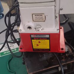 Burney Hydraulic Press