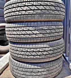 245/60/18 Firestone 📍📍 Vendo un set de llantas con 80% de vida las 4 📍🌟