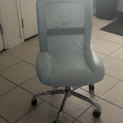 Basic Baby Blue Office Chair