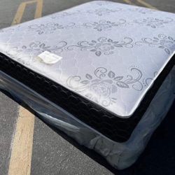 Set Full Size Deluxe Mattress And Box Spring 