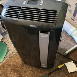 Portable Heater - Air Conditioner Combo DeLonghi Pinguino 