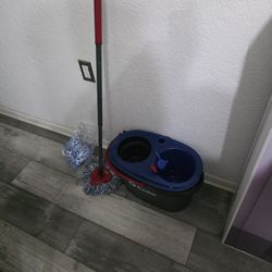 O-Cedar RinseClean Spin Mop & Bucket System | Clean with Clean Water | Removes 99% of Bacteria