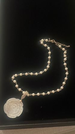 Pure Bliss Necklace & Floral Enhancer