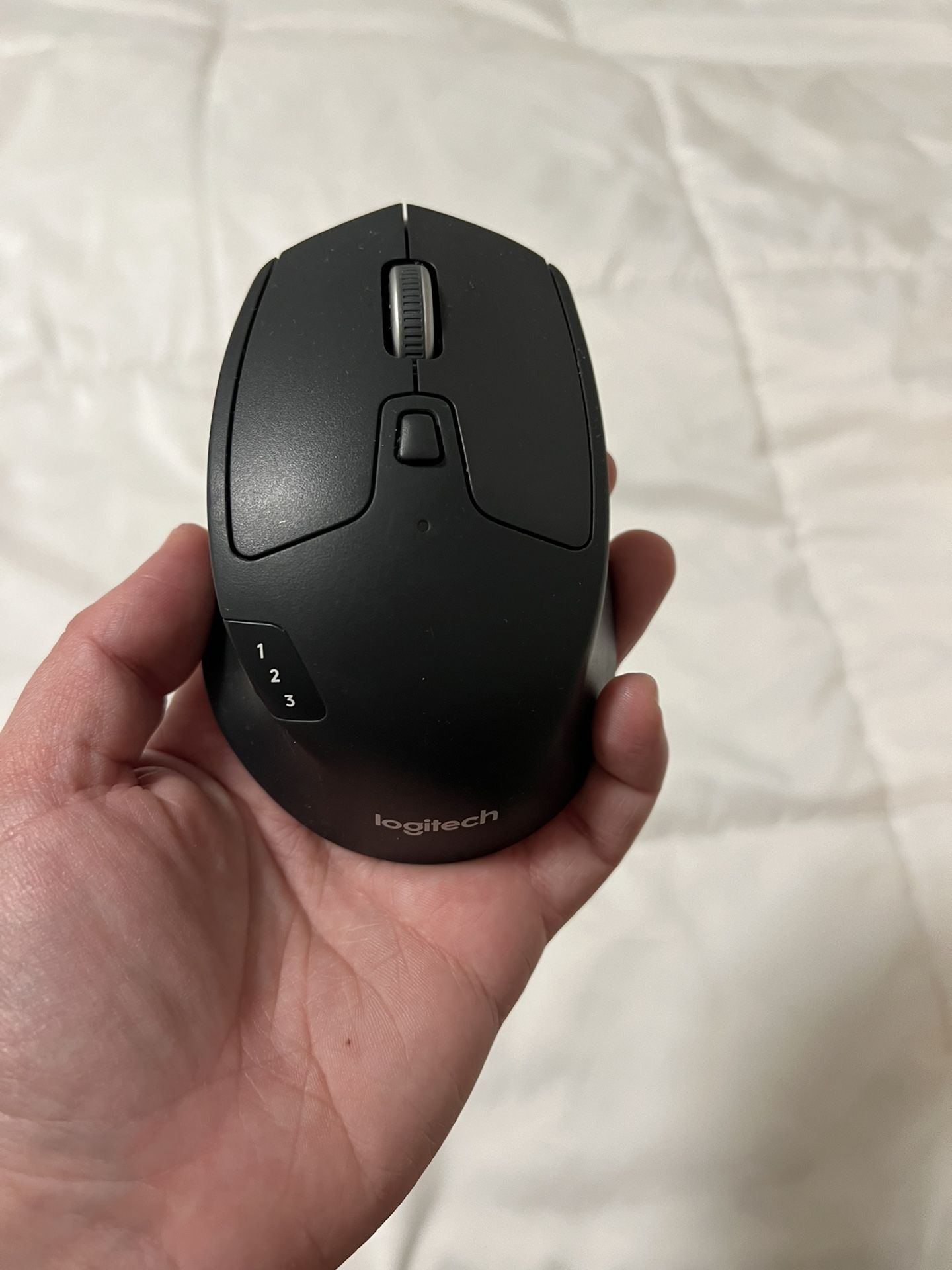 Logitech Bluetooth M720 Mouse 
