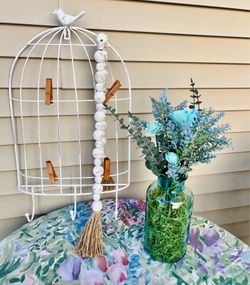 WHITE METAL BRIDGE CAGE  WALL DECOR