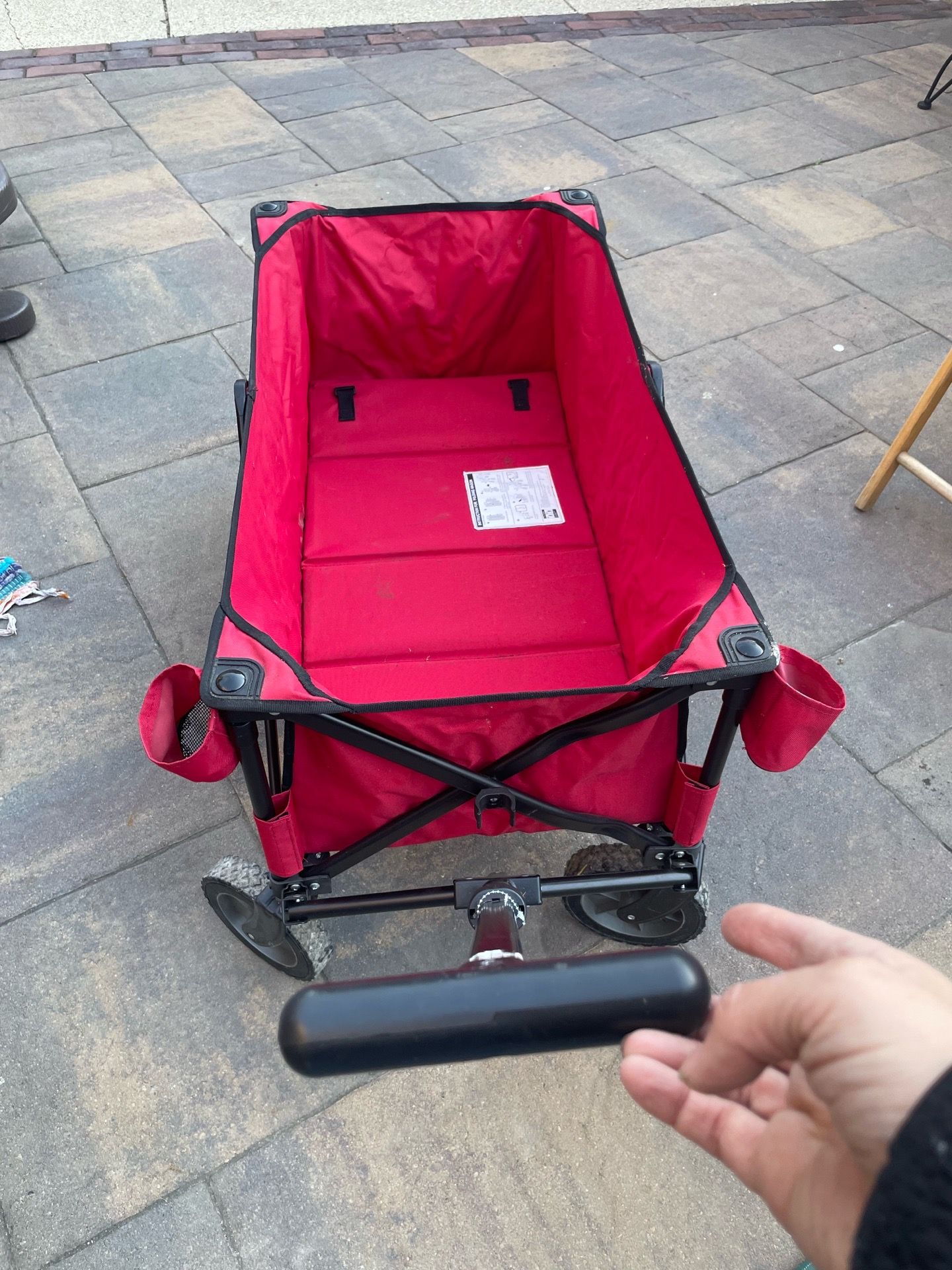 Folding Wagon 150lbs capacity Carro plegable con capacidad de 150 lb