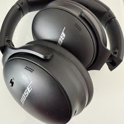 Bose QuietComfort 45 Noise Cancelling Headphones