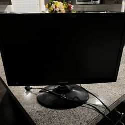 Samsung T22B350ND 21.5" 22” LED HDTV Monitor