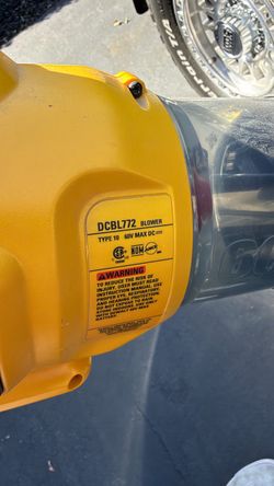 Dewault Leaf Blower