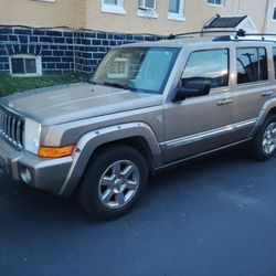 2010 Jeep Commander Limited 
