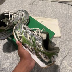 Green Bottegas Size 44