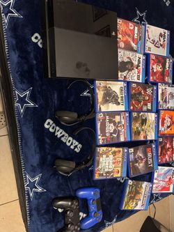 PS4 Console Bundle with Games and Controllers