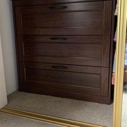 Brown dresser $175