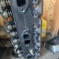  Cylinder Heads 