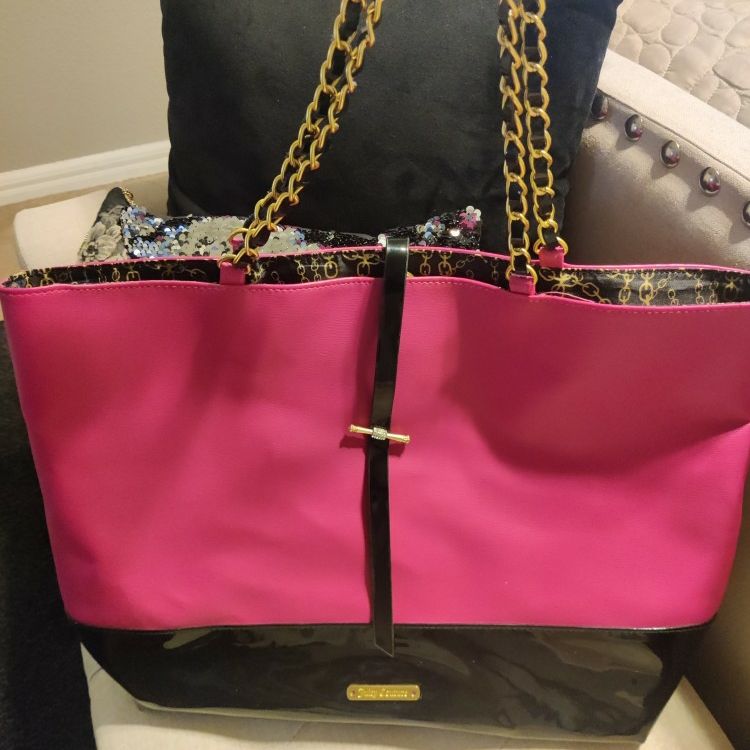 Versace Logo Neon Pink Tote Bag Set for Sale in Boca Raton, FL - OfferUp